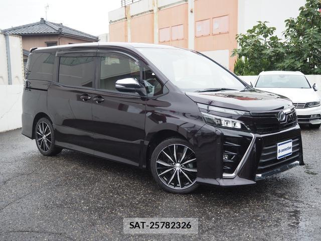 Toyota VOXY 2017-07 8816985-5