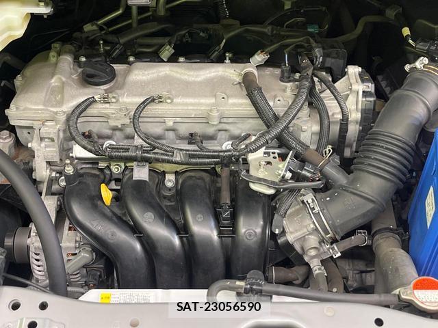 Toyota VOXY 2015-09 8817044-18