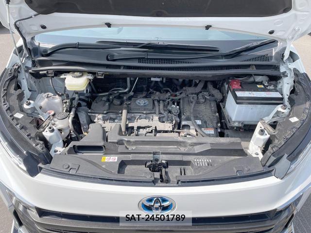 Toyota VOXY 2024-02 8817187-18