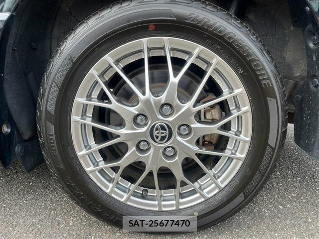 Toyota VOXY 2020-10 8817203-10