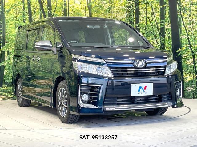 Toyota VOXY 2015-10 8817224-15