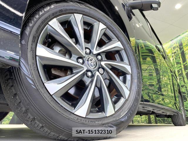 Toyota VOXY 2023-10 8817243-13