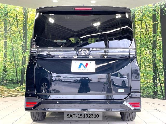 Toyota VOXY 2023-10 8817243-15