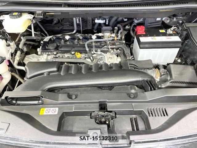 Toyota VOXY 2023-10 8817243-18