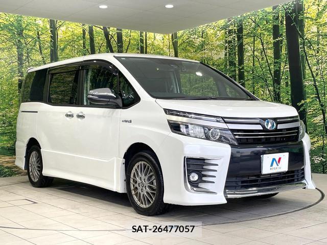 Toyota VOXY 2016-10 8817261-16