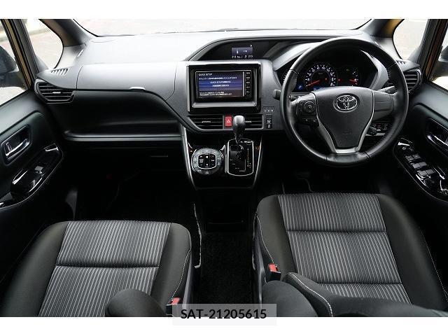 Toyota VOXY 2020-09 8817295-4