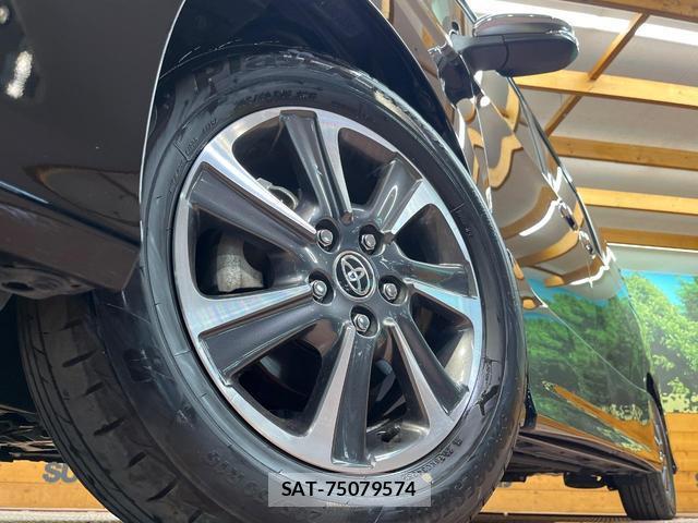 Toyota VOXY 2020-12 8817365-13