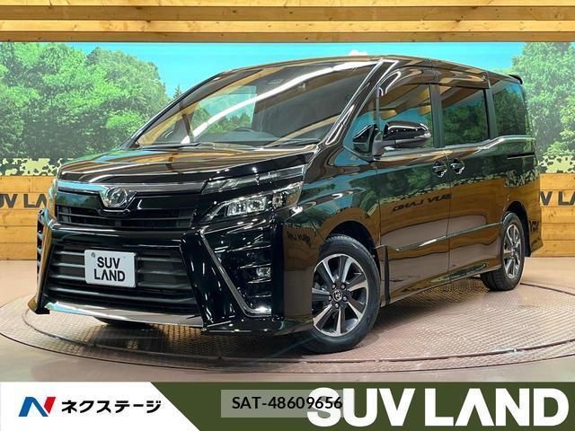 Toyota VOXY 2017-09 8817373-0