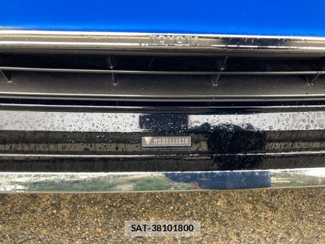 Toyota VOXY 2022-10 8817406-18