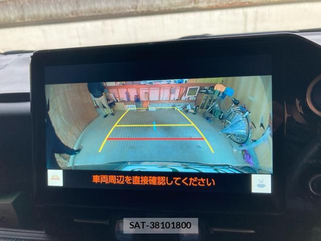 Toyota VOXY 2022-10 8817406-4