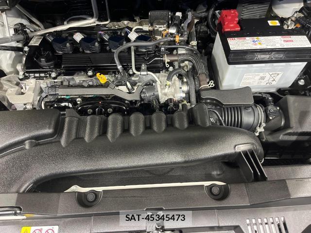 Toyota VOXY 2024-11 8817496-17