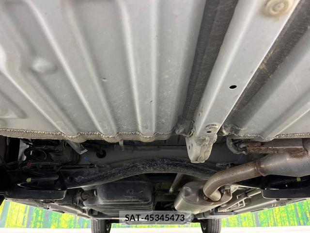 Toyota VOXY 2024-11 8817496-18