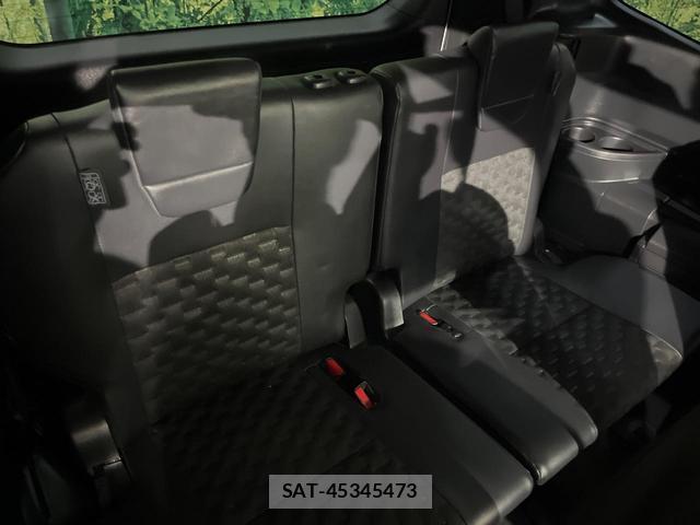 Toyota VOXY 2024-11 8817496-9