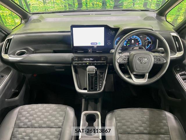 Toyota VOXY 2023-11 8817589-1