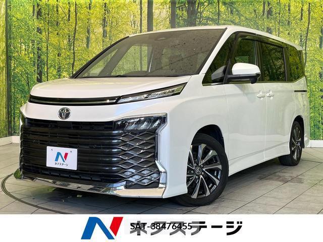Toyota VOXY 2023-01 8817651-0