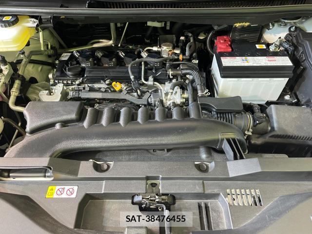 Toyota VOXY 2023-01 8817651-19