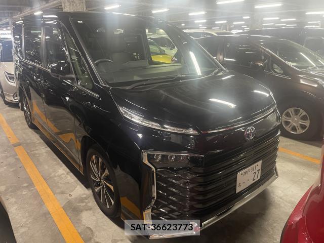 Toyota VOXY 2025-01 8817767-0