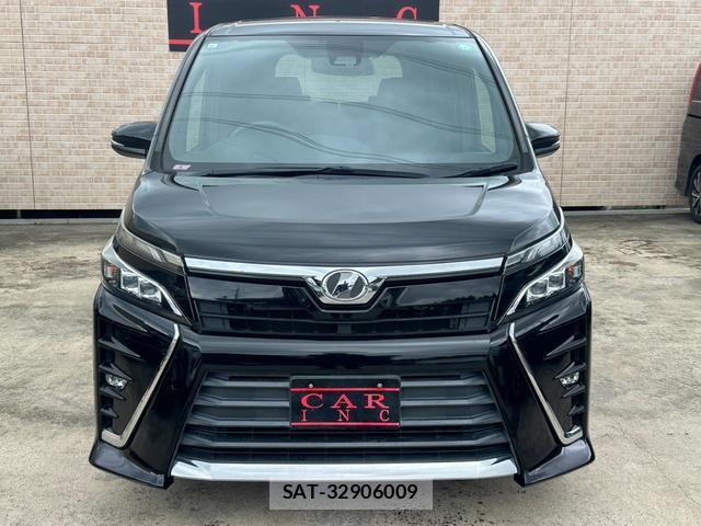 Toyota VOXY 2017-09 8817801-3
