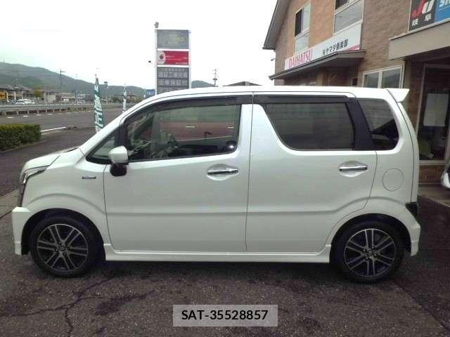 Suzuki WAGON R 2018-01 8812400-3