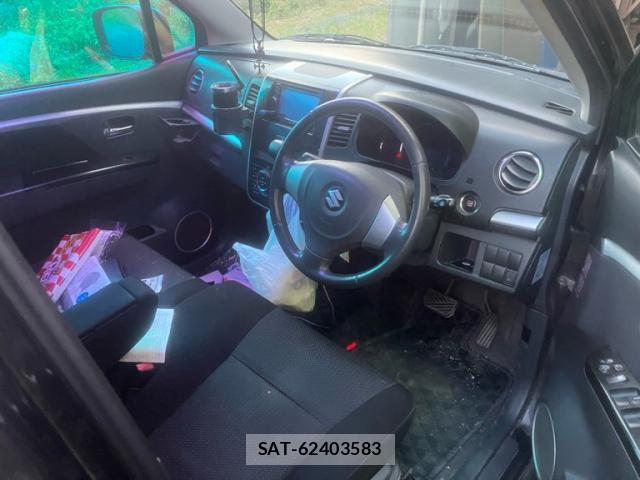 Suzuki WAGON R 2010-07 8813272-1