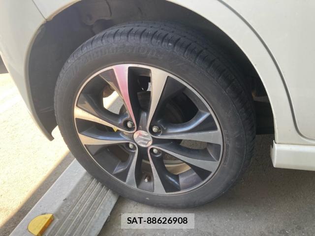 Suzuki WAGON R 2013-11 8814441-4