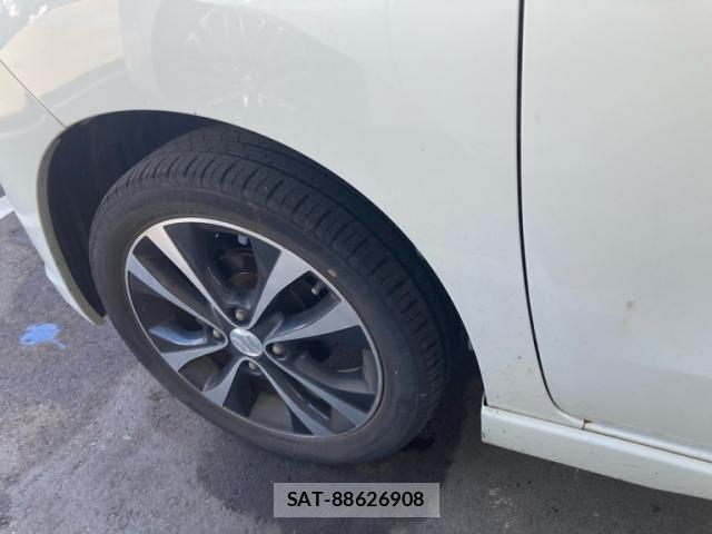 Suzuki WAGON R 2013-11 8814441-6