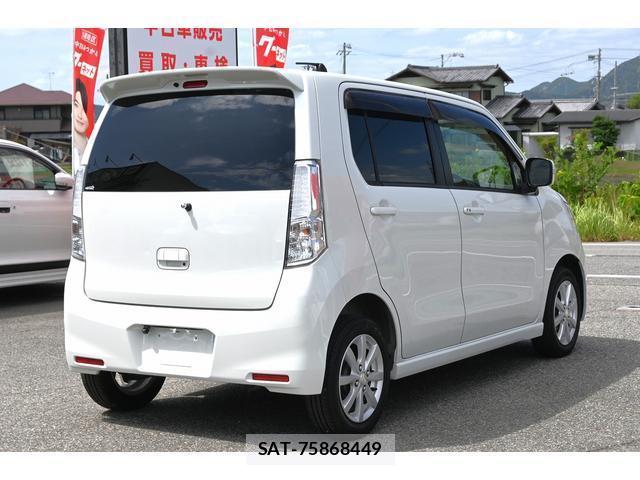 Suzuki WAGON R 2014-07 8817722-6