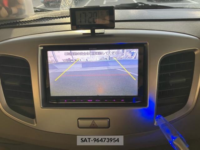 Suzuki WAGON R 2014-01 8812211-18