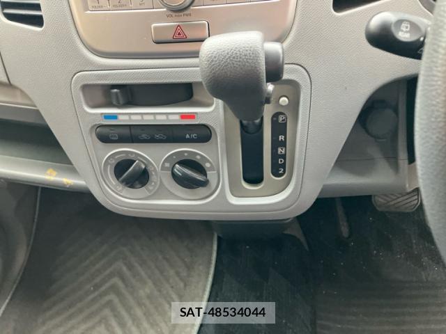 Suzuki WAGON R 2008-12 8813280-18