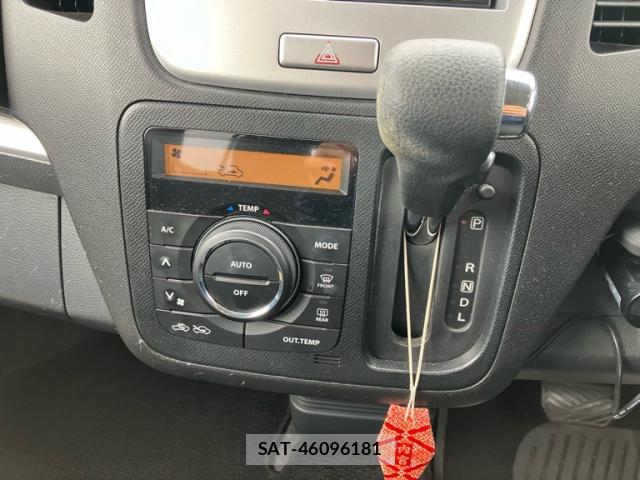 Suzuki WAGON R 2011-03 8813444-17