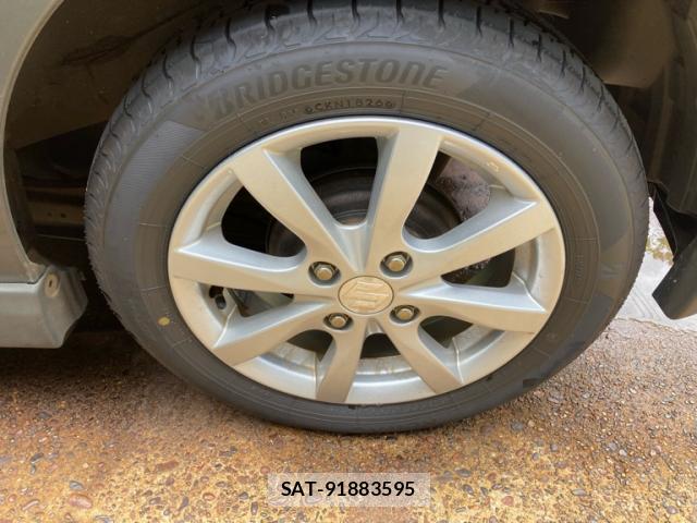 Suzuki WAGON R 2011-09 8813528-12