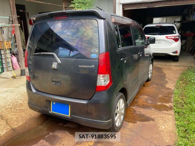 Suzuki WAGON R 2011-09 8813528-13