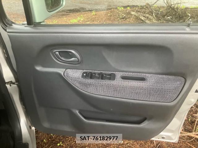 Suzuki WAGON R 2003-05 8813592-12