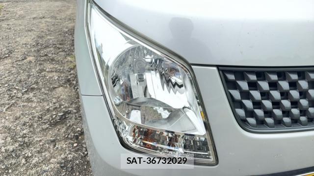Suzuki WAGON R 2009-07 8813614-13