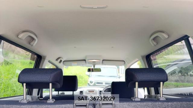 Suzuki WAGON R 2009-07 8813614-9