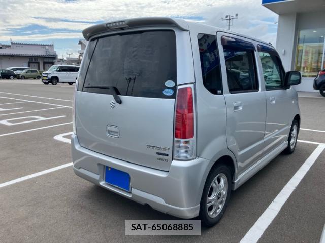 Suzuki WAGON R 2006-09 8813635-12