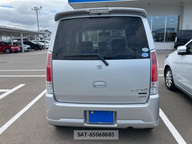 Suzuki WAGON R 2006-09 8813635-13