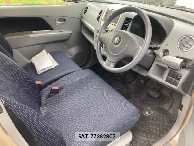 Suzuki WAGON R 2009-11 8813877-8