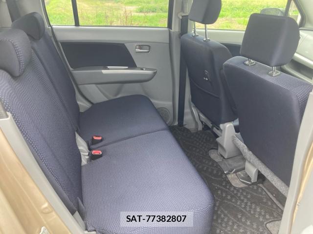 Suzuki WAGON R 2009-11 8813877-9