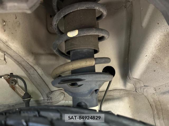 Suzuki WAGON R 2015-01 8814063-19