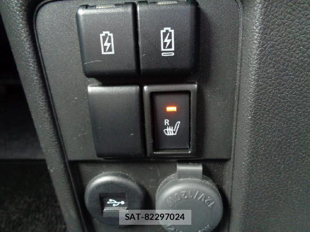 Suzuki WAGON R 2022-11 8814648-8