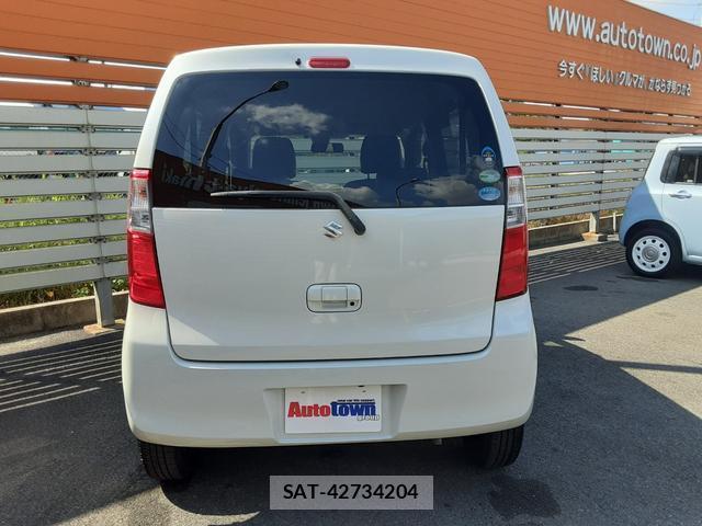 Suzuki WAGON R 2015-08 8814701-13