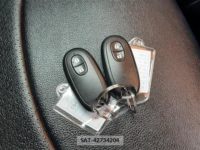 Suzuki WAGON R 2015-08 8814701-5