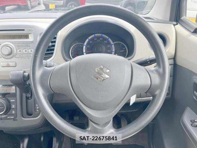 Suzuki WAGON R 2014-01 8814781-11