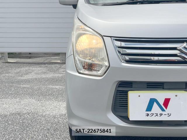 Suzuki WAGON R 2014-01 8814781-12