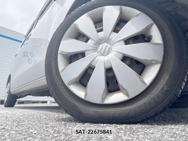 Suzuki WAGON R 2014-01 8814781-13
