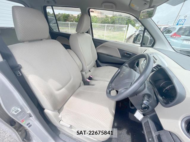Suzuki WAGON R 2014-01 8814781-8