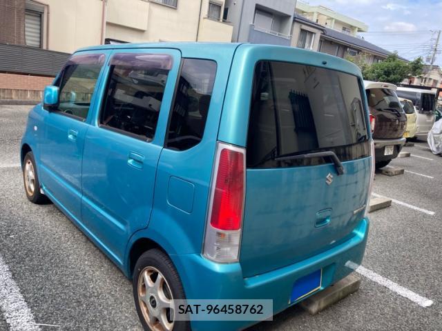 Suzuki WAGON R 2006-11 8815218-2