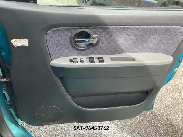Suzuki WAGON R 2006-11 8815218-6