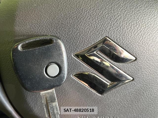 Suzuki WAGON R 2014-08 8817652-5